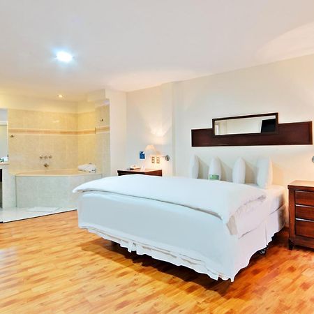 Hotel Lp Columbus Λα Πας Εξωτερικό φωτογραφία