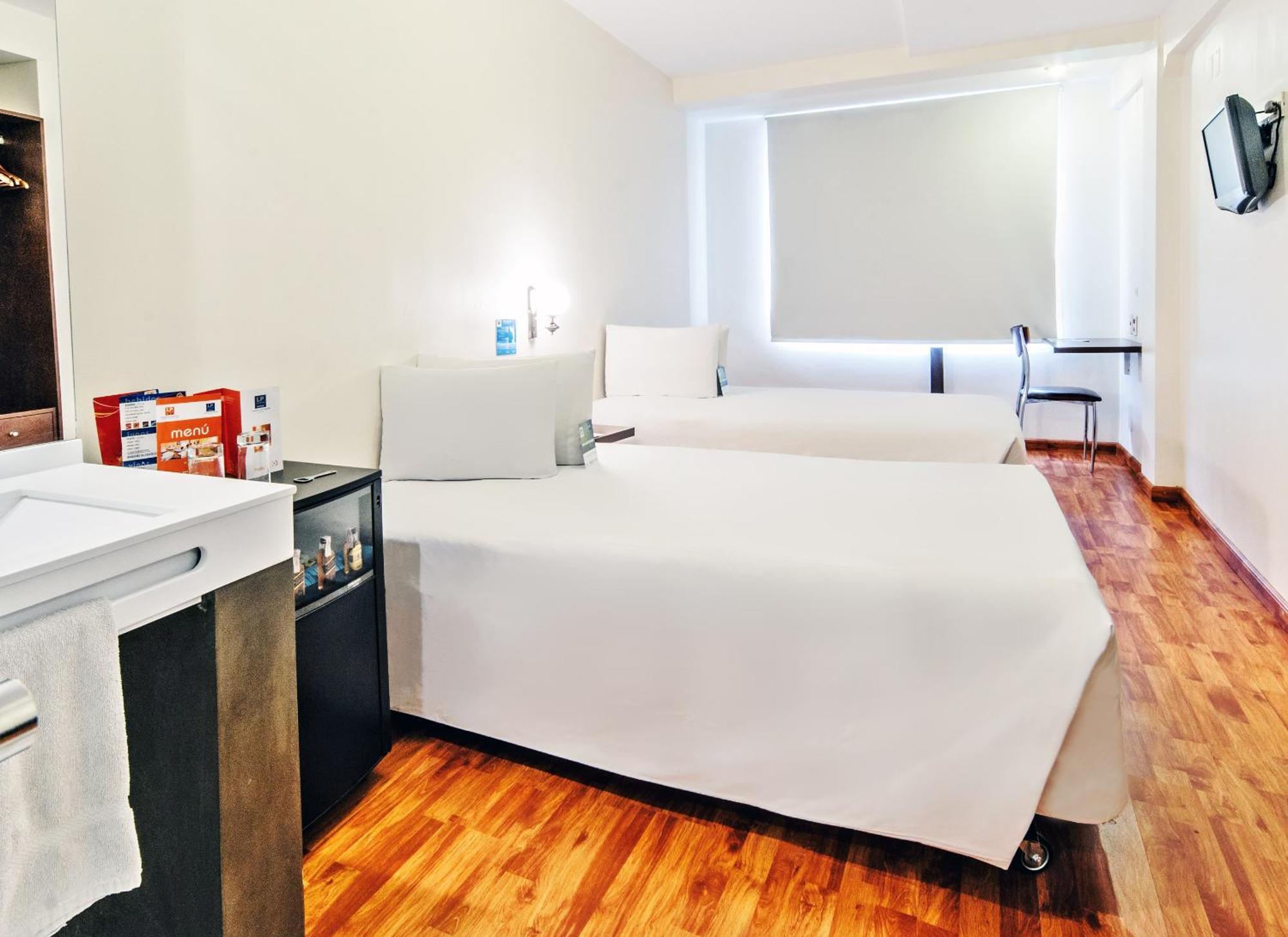 Hotel Lp Columbus Λα Πας Εξωτερικό φωτογραφία